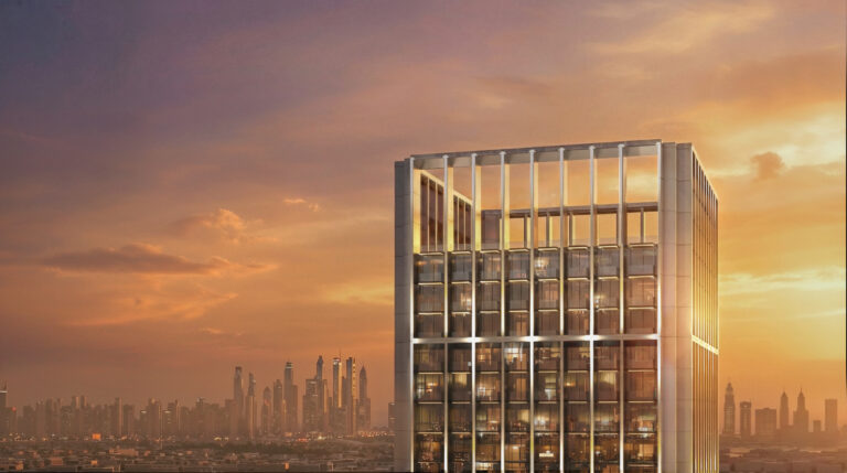 25016_Luxuria_Final_CloseUp_W002