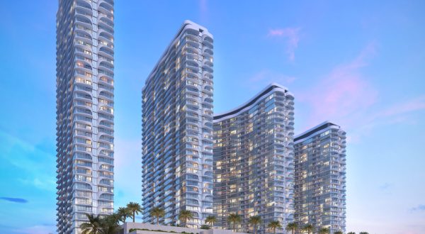 UAQ_Downtown VCAM 0 002C S -165 VER Night 003